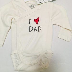 H&M Newborn "I Love <3 DAD" Onesie - NWT